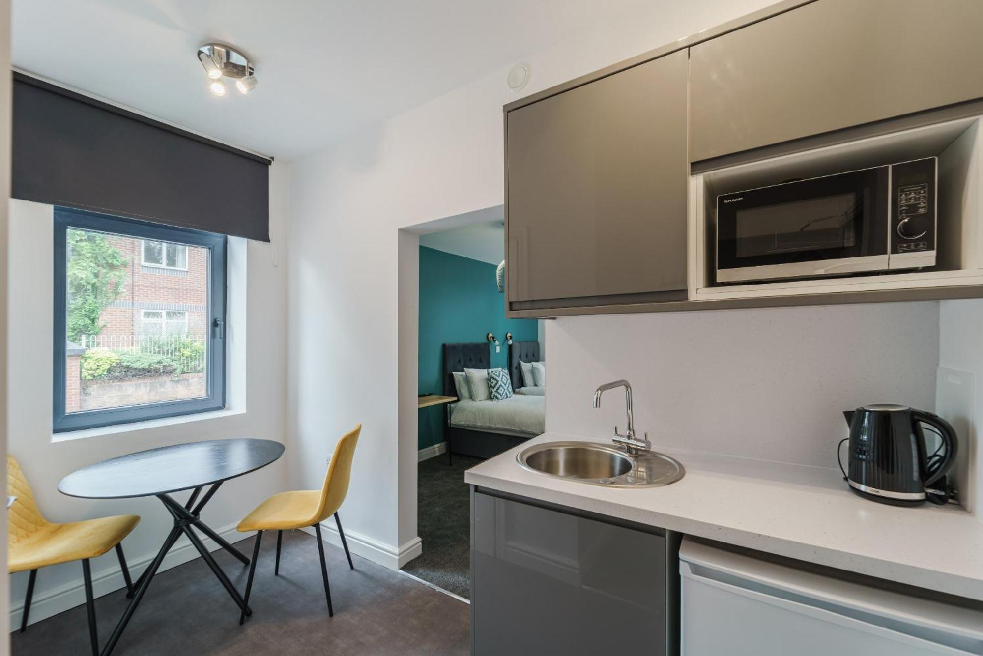 Deluxe Studio Apartments ダービー 部屋 写真
